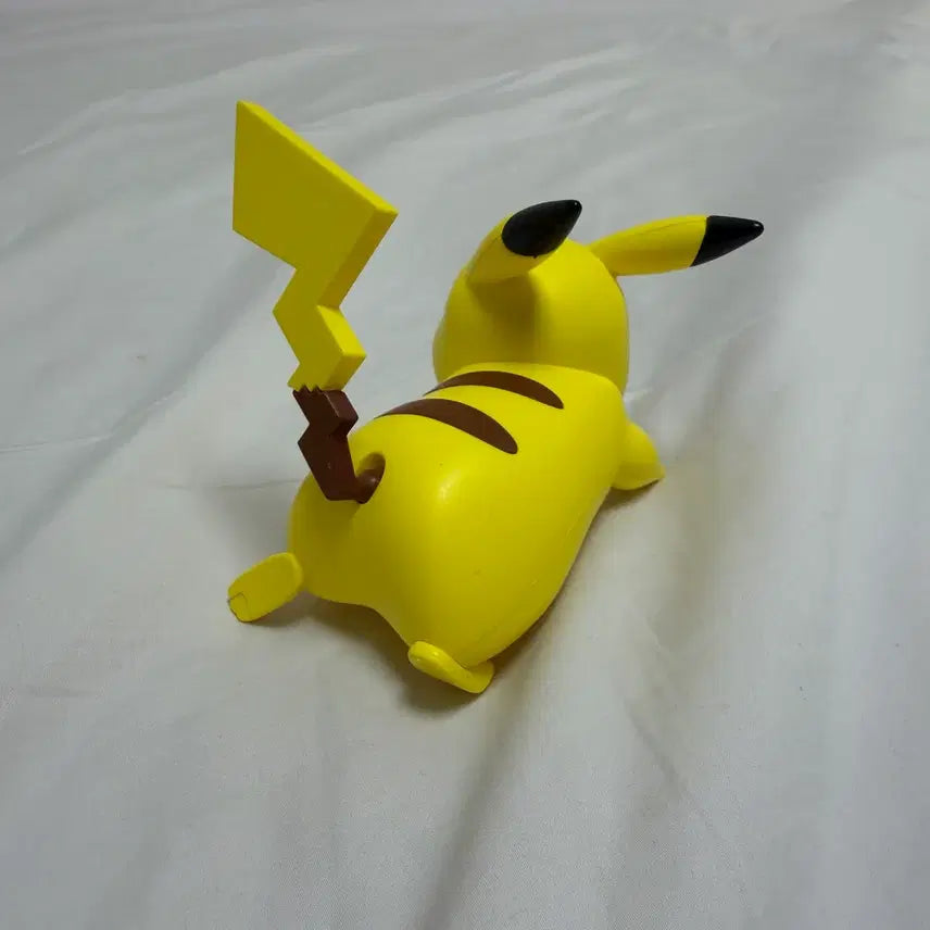[BUNJANG] Pikachu Buildable Figure / 피카츄 조립식 피규어