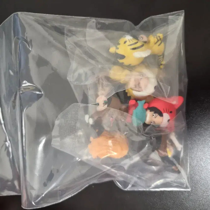 [BUNJANG] Nyanpiece &amp; Mongpiece Classic Gacha Figures (6 Types) / 냥피스 멍피스 고전 가챠 (6종)