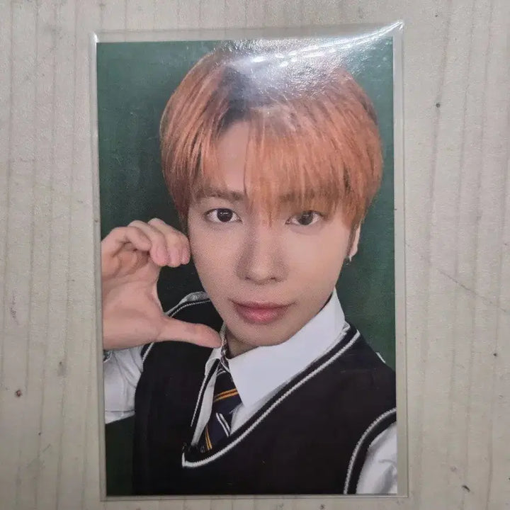 [BUNJANG] TXT Beomgyu Apple Bat Special Edition Photocard / 투바투 뿔바투 애뿔바투 온라인 5만원 특전 포카 태현