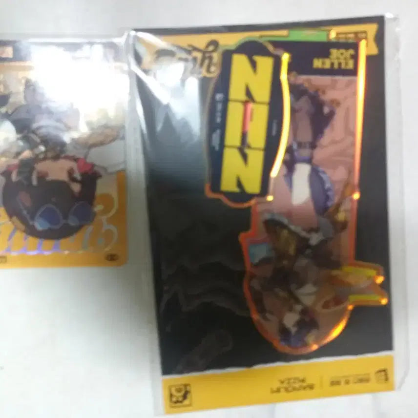 [BUNJANG] ZENZONE+ PiZza Ellen Cho Acrylic Stand + SD Photocard / 젠존제 반올림피자 엘렌 조 아크릴스탠드+sd 포토카드
