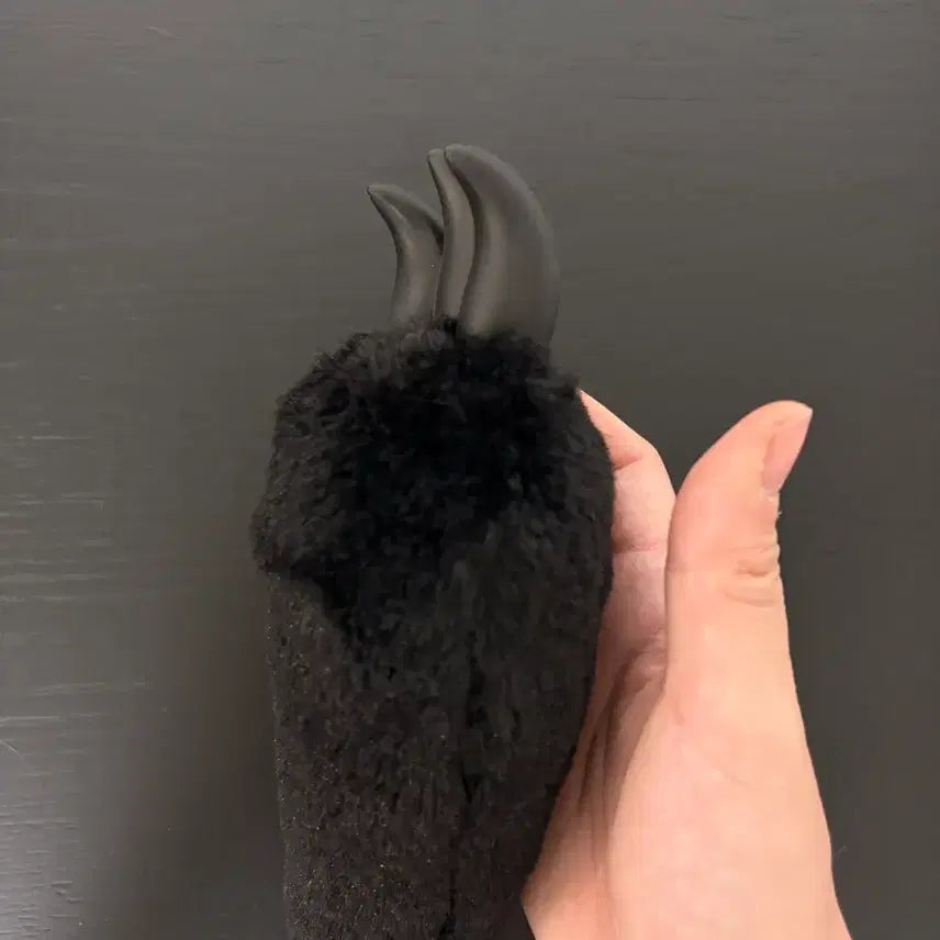 [BUNJANG] Taito Gloomy Bear Black Hand Plush Keychain / 고전) 타이토 글루미베어 블랙 손 인형 키링 카라비너