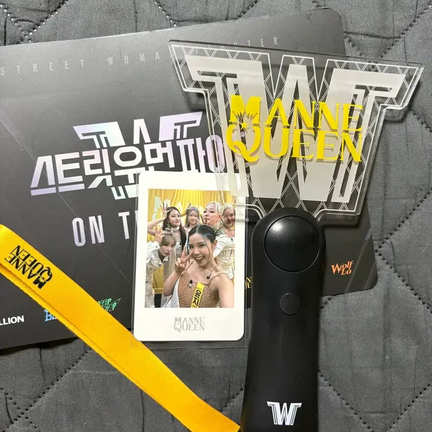 [BUNJANG] Street Woman Fighter Mannequin Light Stick Photocard / 스우파 마네퀸 응원봉, 포카