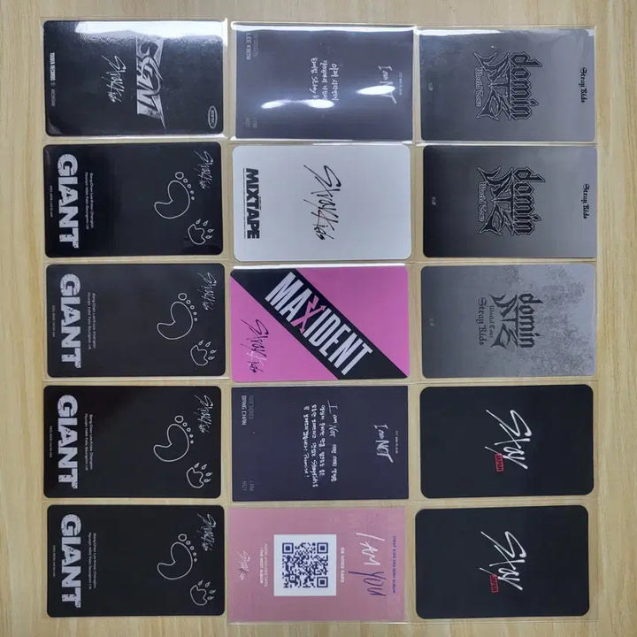 [BUNJANG] Stray Kids SKZ Bang Chan Photocard Bundle Set (15 pcs) / 스트레이키즈 skz poca 방찬 포토카드  15장 세트 일괄 양도