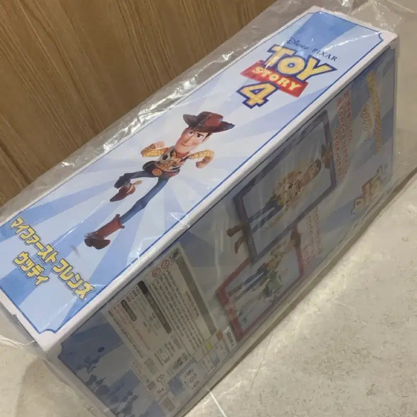 [BUNJANG] Disney Pixar Toy Story 4 Woody Figure (New) / 토이스토리4 우디 피규어