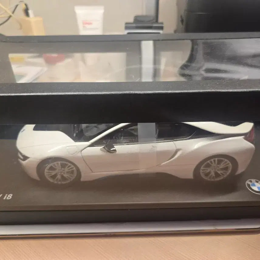 [BUNJANG] 1:18 Paragon BMW i8 Diecast Model / 1:18 파라곤 BMW I8 다이캐스트