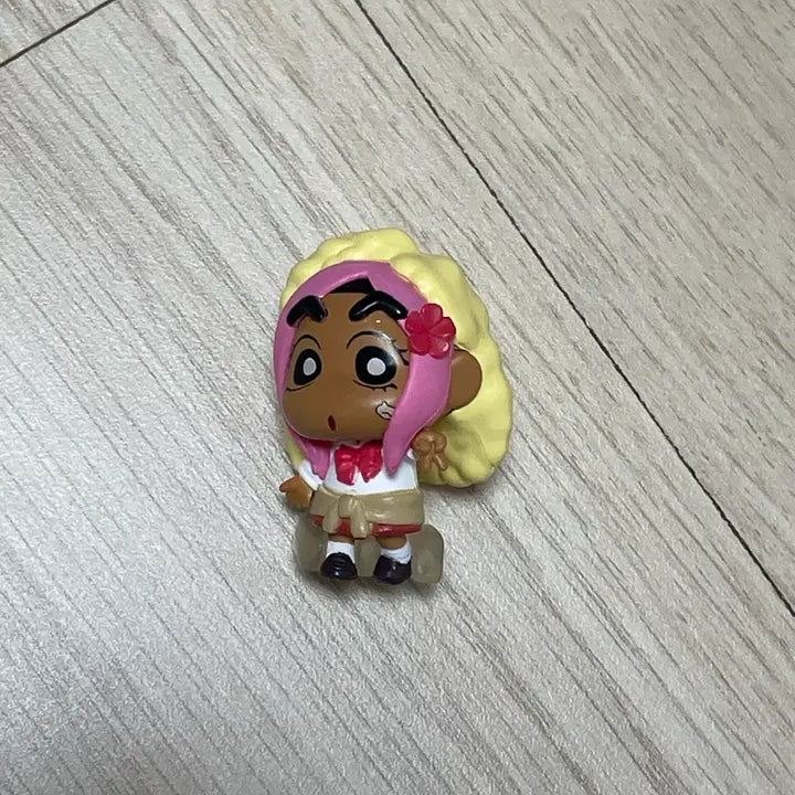 [BUNJANG] Crayon Shin-chan Gyaru Gacha Figure / 짱구 갸루 가챠