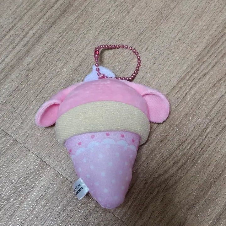 [BUNJANG] Sanrio My Melody Ice Cream Gachapon Keychain / 산리오 마이멜로디 아이스크림 인형 가챠 키링