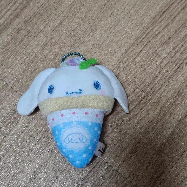[BUNJANG] Sanrio Cinnamoroll Ice Cream Plush Charm Gacha / 산리오 시나모롤 아이스크림 인형 키링 가챠