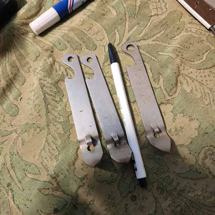 [BUNJANG] Vintage Bottle Opener &amp; Can Tab Lifter Set (3 pcs) / 옛날 병따게 깡통따게 3개에15000 원
