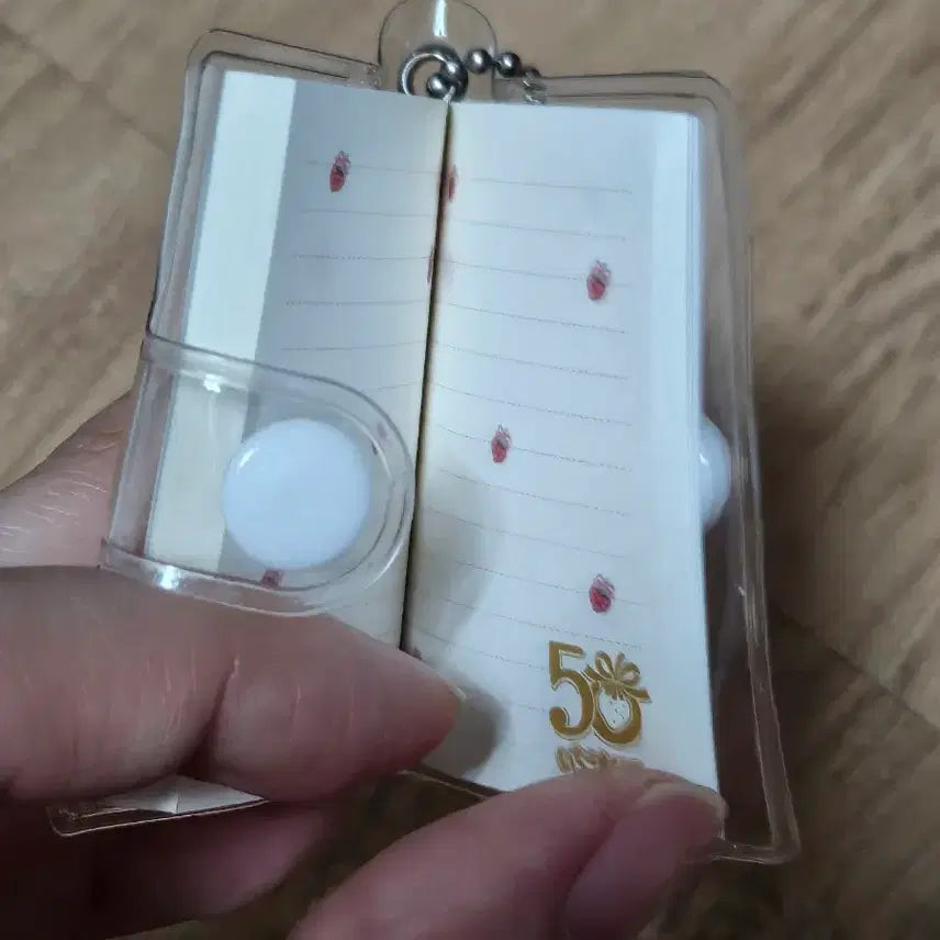 [BUNJANG] Sanrio Characters 50th Anniversary Keyring Notebook Gacha / 산리오 캐릭터즈 50주년 기념 키링 공책 노트 가챠