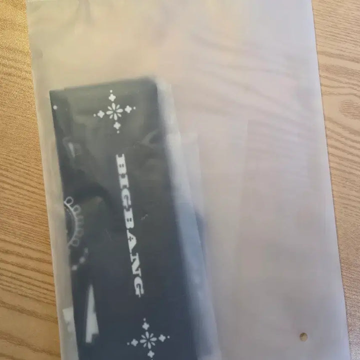 [BUNJANG] BIGBANG XX: Cosmos Twilly Scarf Black / 빅뱅 2026-2027 월드 투어 XX : 코스모스 트윌리 스카프 블랙
