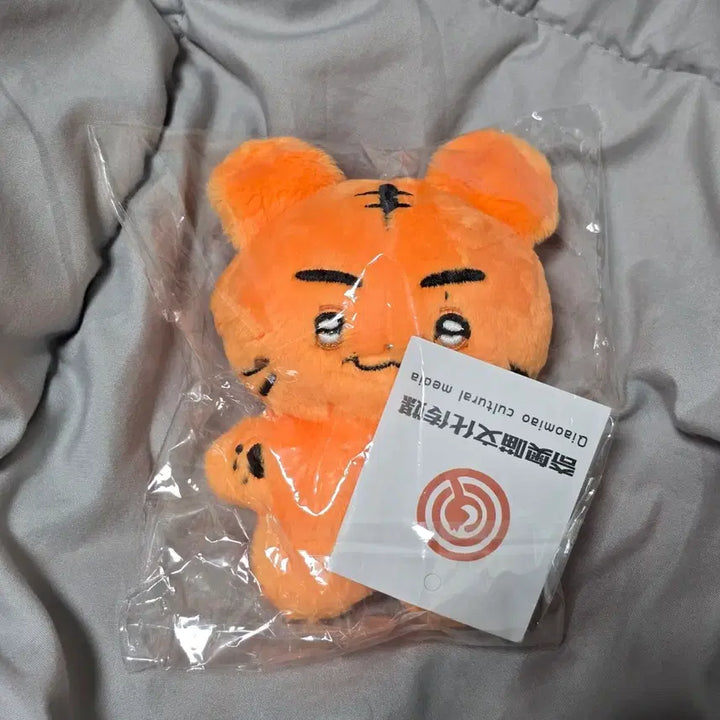 [BUNJANG] Seoul Spring Hwang Jung-min "Hwangrang-i" Plush Toy / 서울의봄 황정민 솜인형 황랑이