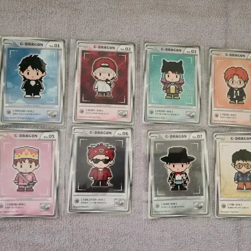 [BUNJANG] G-Dragon Pop-up Photocard Set (8 Types) + Bonus Goods / 지드래곤 팝업 포카 8종+비공굿즈