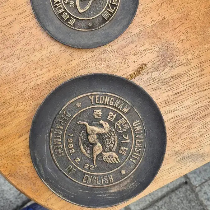[BUNJANG] Antique Brass Commemorative Items (Hyosung Women&