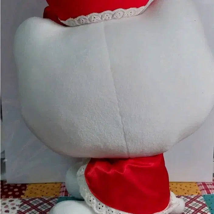 [BUNJANG] Sanrio Hello Kitty Strawberry Plush Doll (2012) / 고전 키티 딸기 인형 산리오 봉제 리본