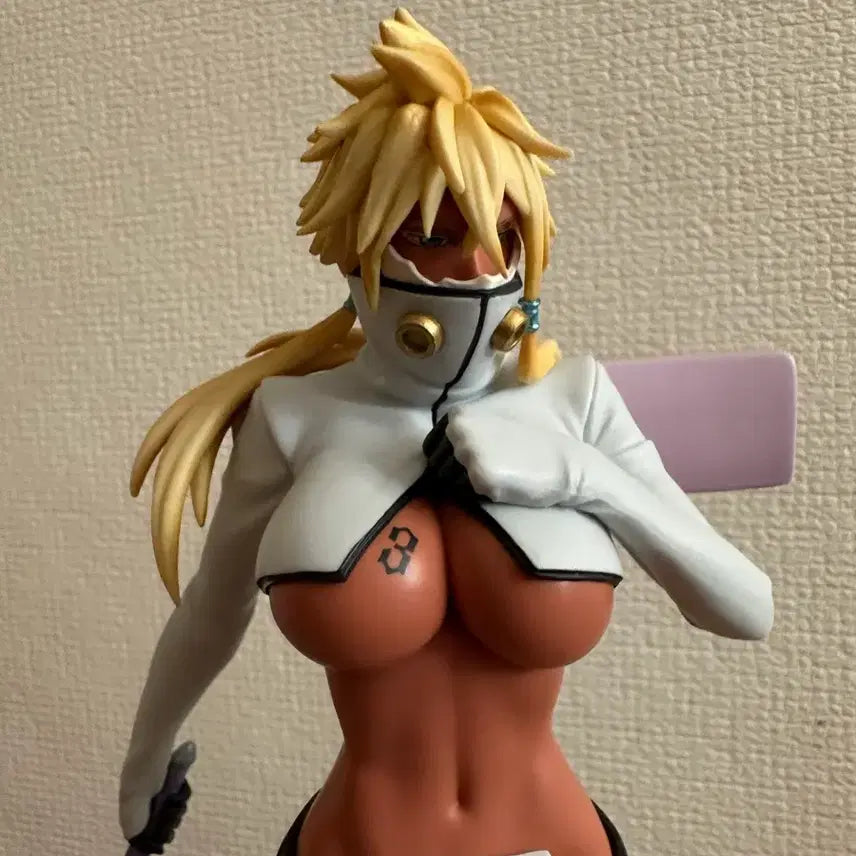 [BUNJANG] Bleach Glitter &amp; Glamours Tier Harribel Figure / 블리치 GLITTER&amp;GLAMOURS 티어 하리벨 피규어