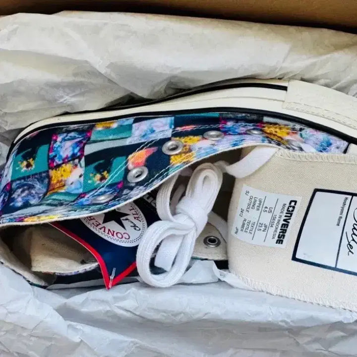 [BUNJANG] HoloLive Hoshimachi Suisei Converse Collaboration Shoes / 홀로라이브 호시마치 스이세이 컨버스 콜라보 신발