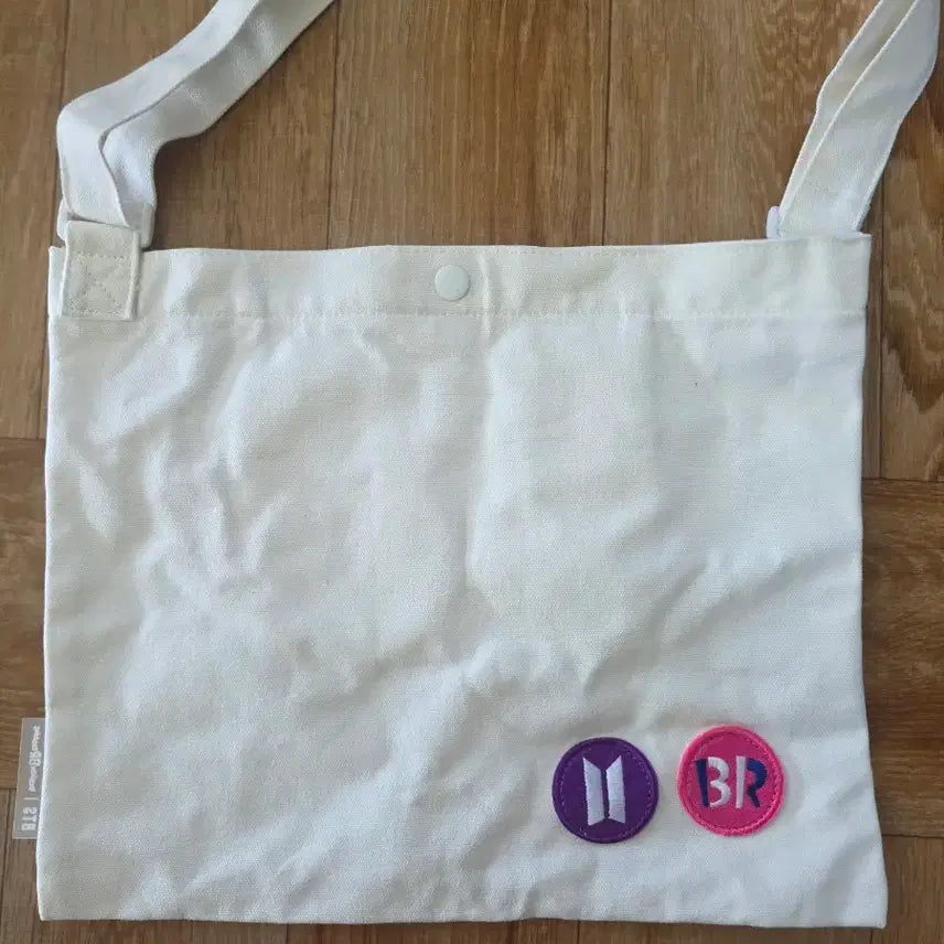 [BUNJANG] BTS Baskin Robbins Bag / 방탄소년단(BTS) 베라가방