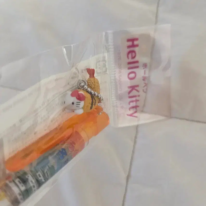 [BUNJANG] Sanrio Hello Kitty Shrimp Tempura Strap Ballpoint Pen / 새우튀김 키티 고전키티 키티스트랩 볼펜
