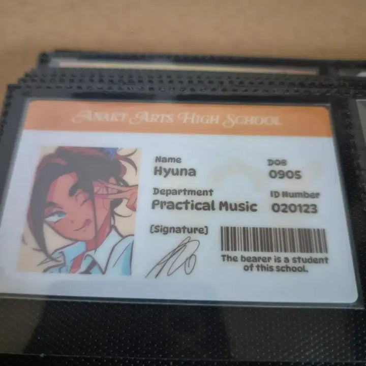 [BUNJANG] Alien Stage Ivan, Hyuna Student ID Card Bundle Set / 일괄판매)에일리언 스테이지 이반, 현아 학생 아이디카드