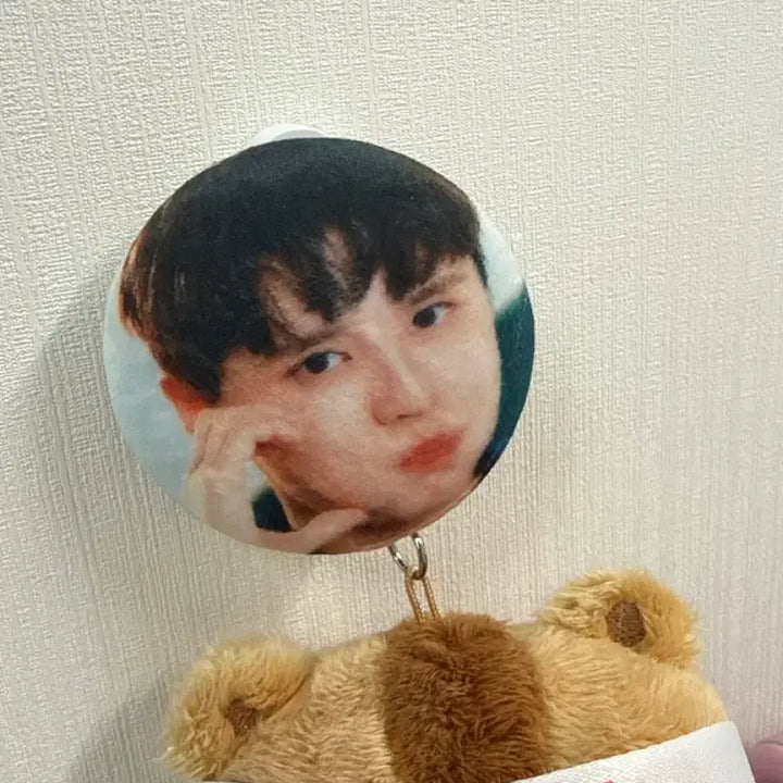 [BUNJANG] Kim Junsu Jelly Badge Set with Storage Box / 김준수 준수 말랑뱃지 2개 + 투명보관함