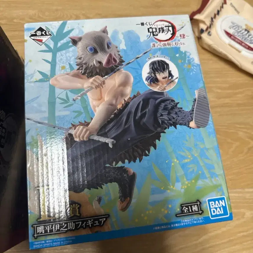 [BUNJANG] Demon Slayer Ichiban Kuji Figures Bundle Set (Zenitsu, Tanjiro, Inosuke) / 급처)마지막 할인 입니다 오늘 지나면 게시물 내려요 ㅜㅜ 귀멸의칼날  제일복권 피규어 젠이츠 다키  추가 이노스케 일괄 판매합니다