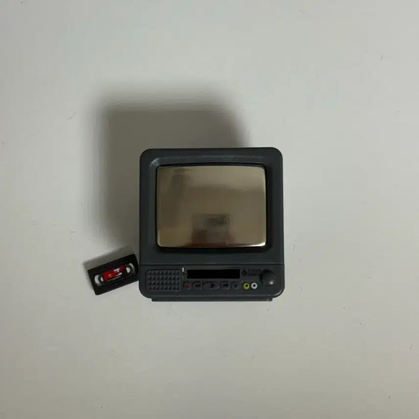 [BUNJANG] Retro Television CRT TV VCR Screen Gacha / 레트로 텔레비전 티비 tv 비디오테이프 화면 가챠 양도
