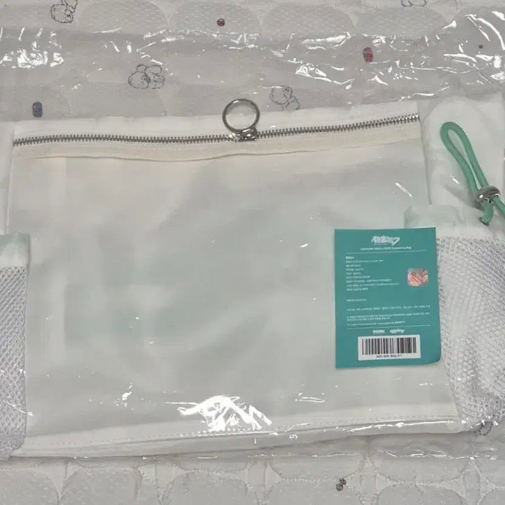 [BUNJANG] Hatsune Miku NORI Ita Bag Backpack Mint White / 하츠네 미쿠 이타백 백팩 짐색 가방 화이트 민트 노리 NORI 서브컬쳐