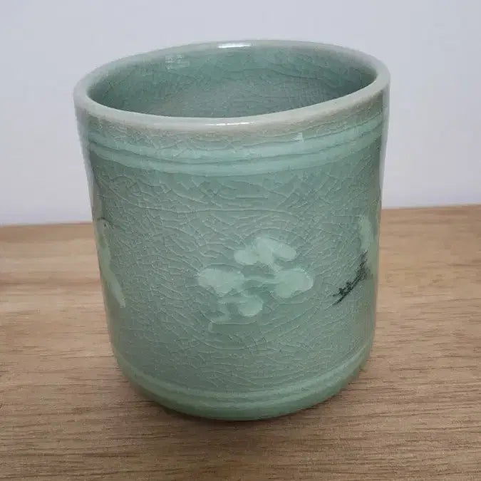 [BUNJANG] Doam Ji Soon-tak Celadon Scholar Cup with Cloud and Crane Motif / 도암 지순탁선생 운학문 청자잔