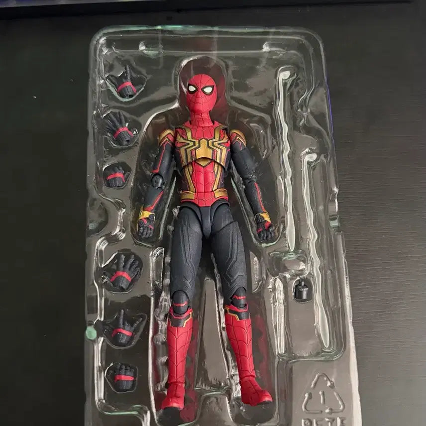[BUNJANG] Bandai Tamashii Nations Spider-Man (Integrated Suit Ver.) Action Figure / Shf 스파이더맨 피규어
