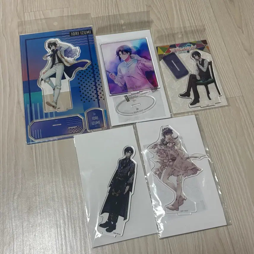 [BUNJANG] IDOLiSH7 Izumi Iori 8th Anniversary Sony Collab Acrylic Stand / 내일 글 내림) 아이나나 이즈미 이오리 아크릴 스탠드 아크스타 8주년 소니 콜라보 오프나나 9주년