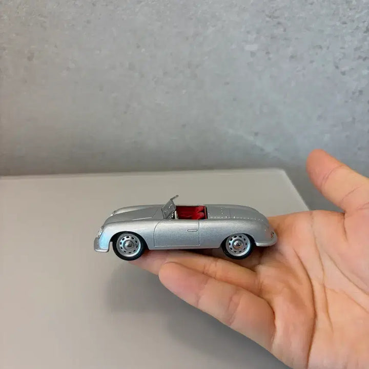 [BUNJANG] Porsche 356 No.1 Roadster 1948 Diecast Model 1:43 by THAVIS / 포르쉐 356 No.1 로드스터 1948 다이캐스트 1:43 THAVIS