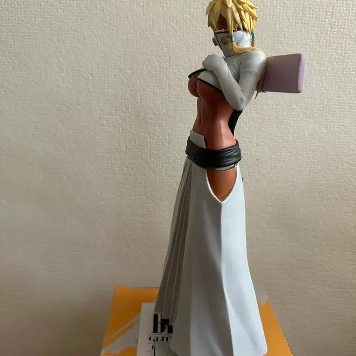 [BUNJANG] Bleach Glitter &amp; Glamours Tier Harribel Figure / 블리치 GLITTER&amp;GLAMOURS 티아 하리벨 피규어