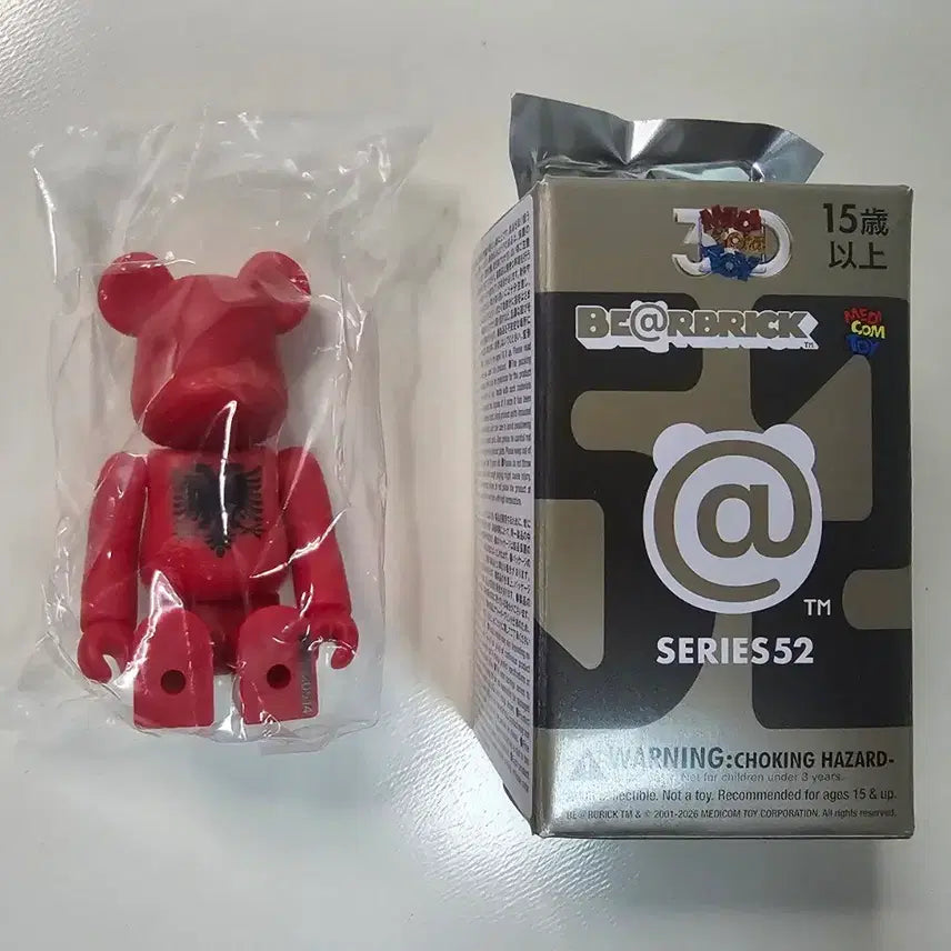 [BUNJANG] Bearbrick 52nd Flag Albania / 베어브릭 52탄 플래그 알바니아
