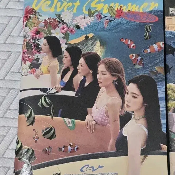 [BUNJANG] Red Velvet Velvet Summer Big Wave Version Unsealed Album (No Photocard) / 레드벨벳 앨범 Velvet Summer 빅웨이브 버전 개봉
