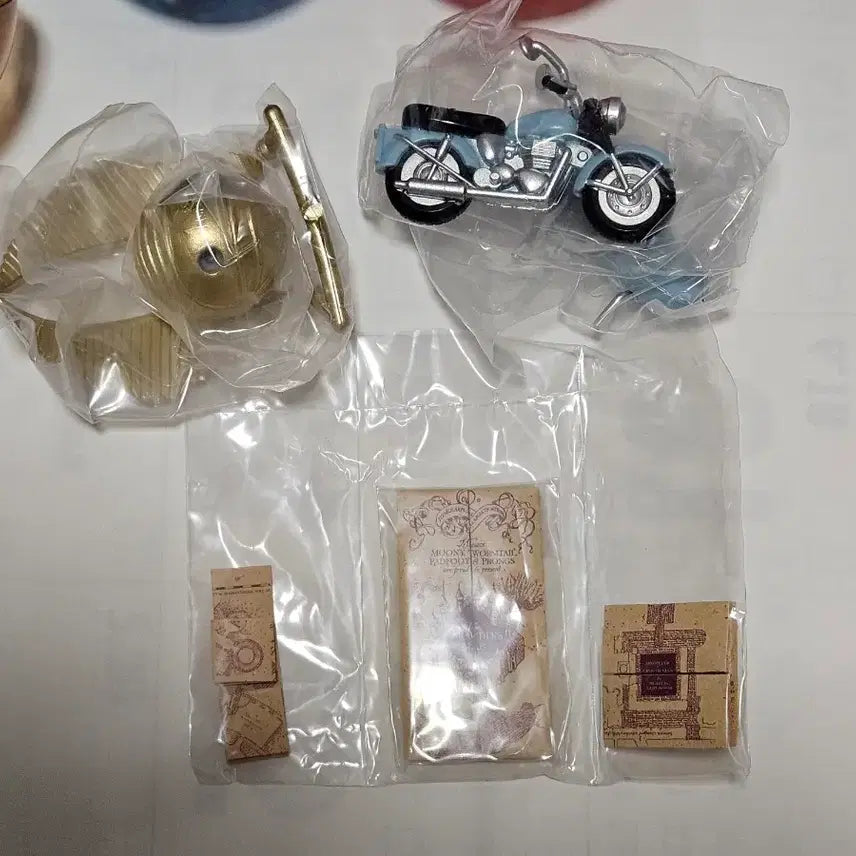 [BUNJANG] Harry Potter Miniature Collection 3 Gacha Set (3 Types) / 해리포터 미니어처 컬렉션 3 가챠 3종 세트