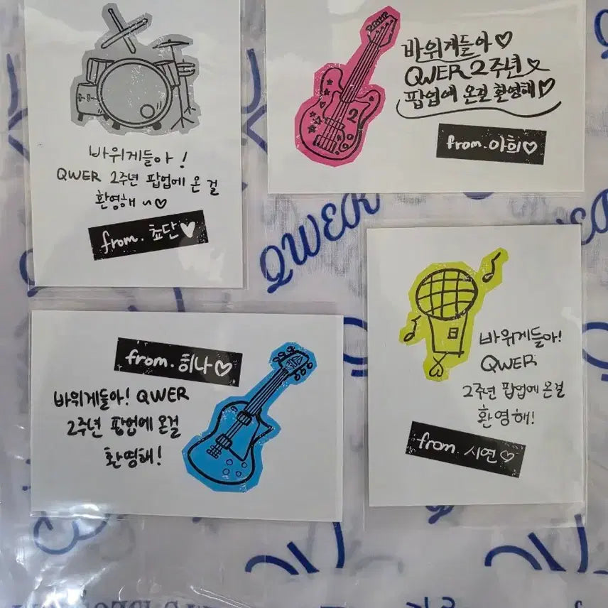 [BUNJANG] QWER 2nd Anniversary Popup Store Event Sticker / QWER 2주년 팝업스토어 이벤트 스티커 판매