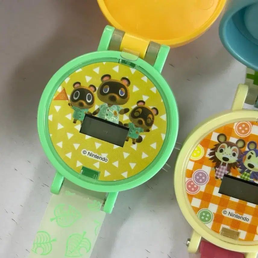 [BUNJANG] Animal Crossing Tom Nook, Timmy, Tommy, and Able Sisters Clock / 동물의숲 동숲 시계 너굴 콩돌밤돌 에이블 시스터즈