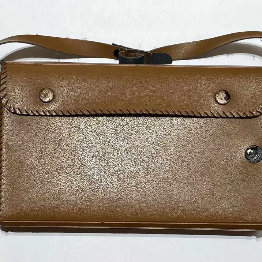 [BUNJANG] Arirang Radio Vintage Mint Condition with Leather Case / 희귀 국산 아리랑 라디오 민트급 빈티지 라디오