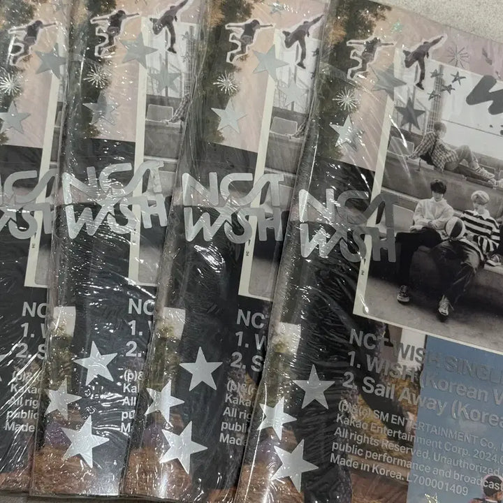 [BUNJANG] NCT WISH Debut Album WISH Photobook Sealed / 엔시티 위시 데뷔앨범 WISH 포토북 미개봉