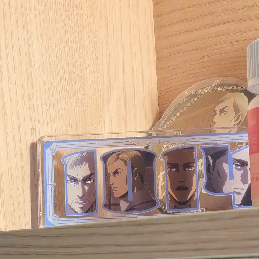 [BUNJANG] Attack on Titan Coly Birthday Number Plate Acrylic Block - Erwin Smith / 진격의 거인 coly 생일 번호판 아크릴 블록 엘빈 스미스