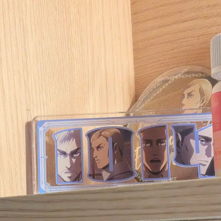 [BUNJANG] Attack on Titan Coly Birthday Number Plate Acrylic Block - Erwin Smith / 진격의 거인 coly 생일 번호판 아크릴 블록 엘빈 스미스