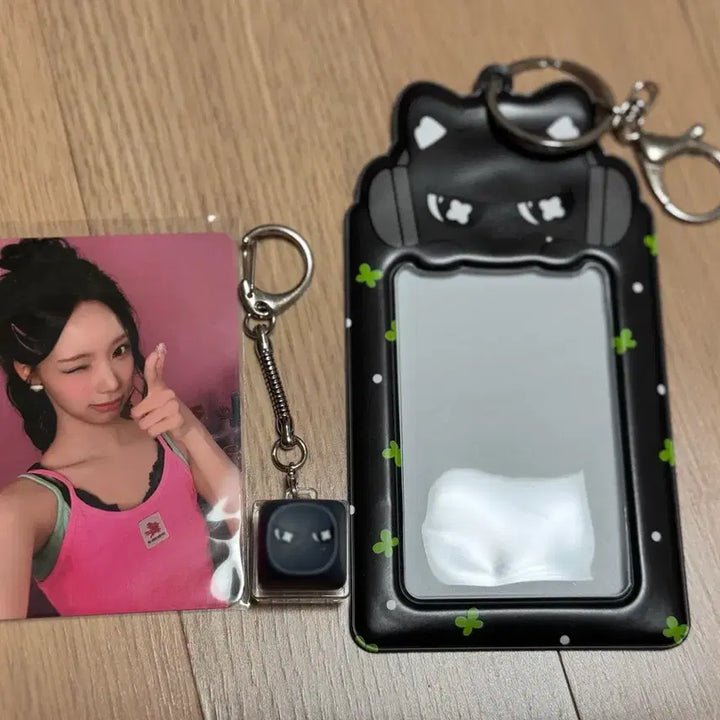 [BUNJANG] Ressene Wonyoung Photocard Holder &amp; Keyring Bundle Set / 리센느 원이 공방포카, 레미니 조타 홀더, 조타 키캡 키링 일괄