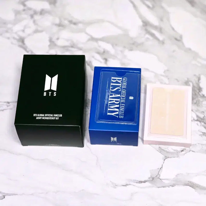 [BUNJANG] BTS ARMY Membership Kit Set (3 types) Sealed Bundle Set / 방탄 아미 멤버십 키트 3종 미개봉 일괄 양도