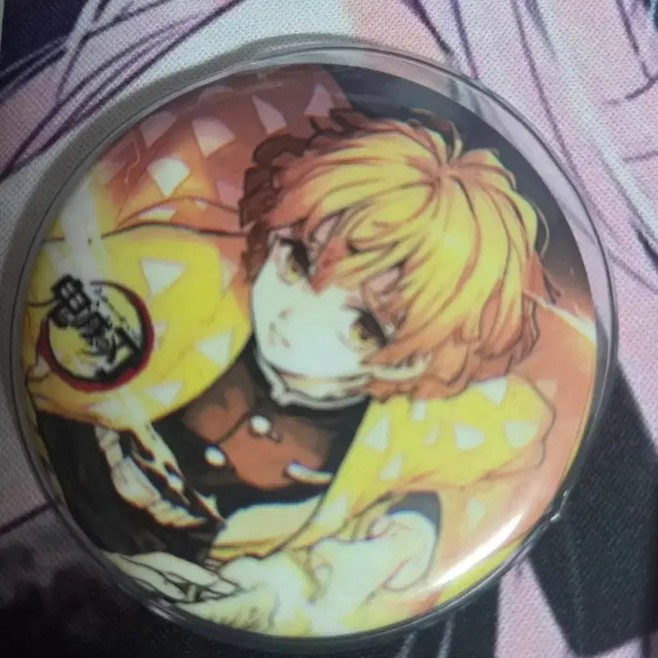 [BUNJANG] Demon Slayer Shinobu Zenitsu Badge Keyring Bundle Set / 귀칼 귀멸의 칼날 시노부 젠이츠 뱃지키링 일괄 0.1