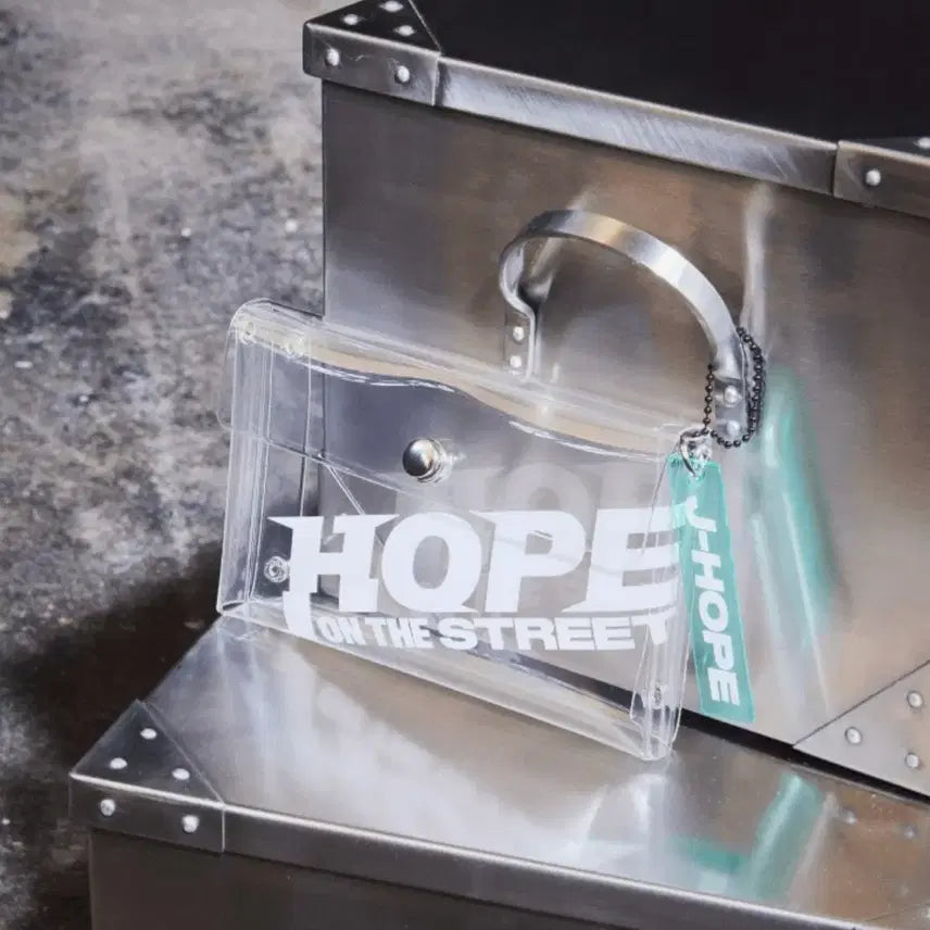 [BUNJANG] J-Hope HOPE ON THE STREET Popup Pouch (Sealed) / 제이홉 홉온스 팝업 파우치 미개봉 원가이하 양도/ j-hope HOPE ON THE STREET
