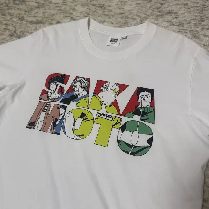 [BUNJANG] GU x Sakamoto Days Collaboration T-Shirt / GU 사카모토 데이즈 티셔츠 L