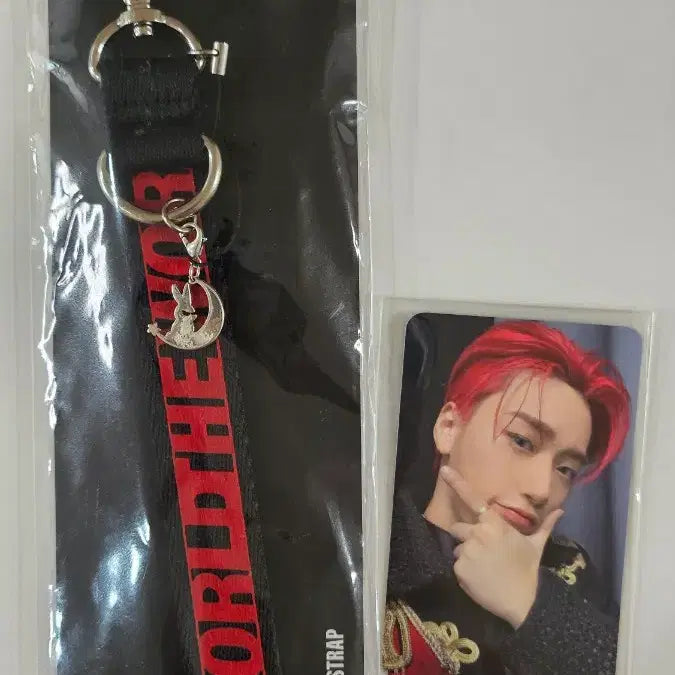 [BUNJANG] ATEEZ Choi San THE WORLD EP. FIN : WILL Light Stick Strap (Unused Photocard Included) / 에이티즈 최산 THE WORLD WILL 미친폼 팝업 MD인 키링 응원봉 스트랩(미사용 포카포함)