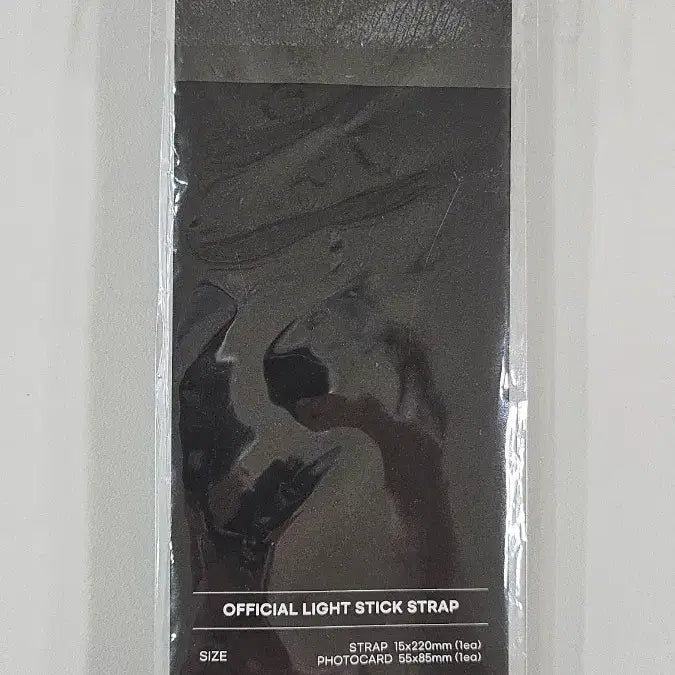 [BUNJANG] ATEEZ Choi San THE WORLD EP. FIN : WILL Light Stick Strap (Unused Photocard Included) / 에이티즈 최산 THE WORLD WILL 미친폼 팝업 MD인 키링 응원봉 스트랩(미사용 포카포함)
