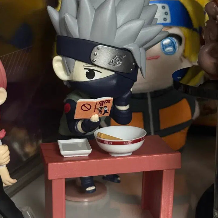 [BUNJANG] Kakashi Ichiraku Ramen Figure + SPAO Special Photocard / 카카시 일락라멘 피규어 + 스파오 특전 (9반)